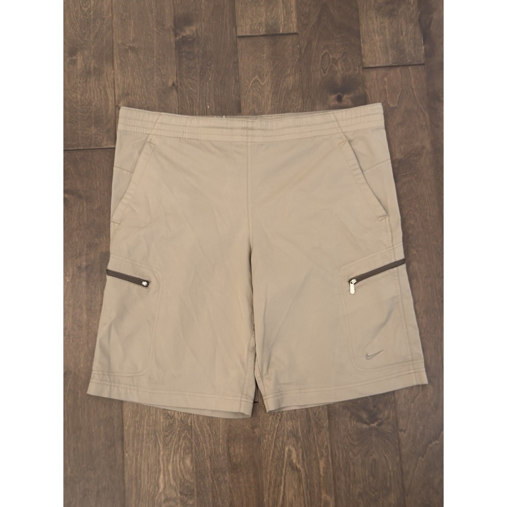 Nike Mens Drawstring Beige Cargo Pocket Golf Short Size L Swoosh Logo 11” Inseam